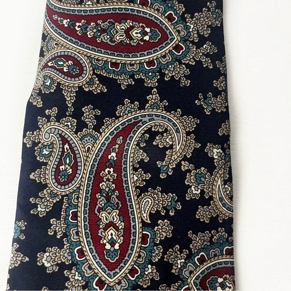 Dior Navy and Burgundy Paisley Tie - Picture 7 of 7